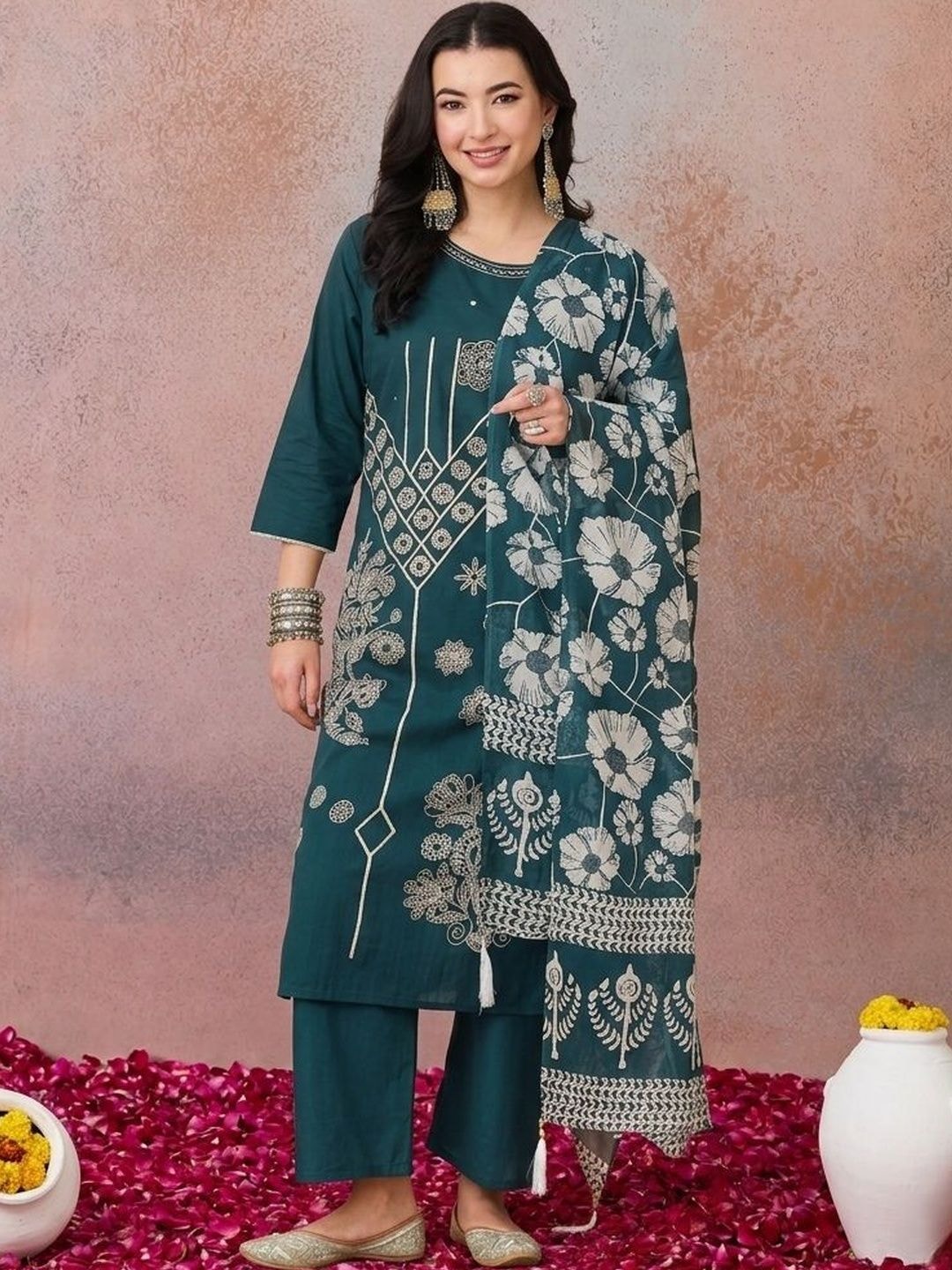 Vastriva — handcrafted ethnic wear for women